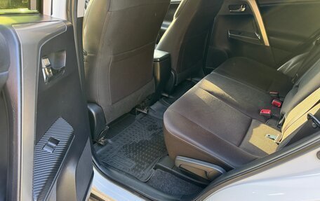 Toyota RAV4, 2013 год, 1 700 000 рублей, 14 фотография