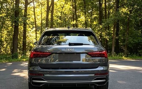 Audi Q3, 2022 год, 2 420 000 рублей, 5 фотография