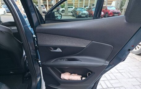 Peugeot 3008 II, 2021 год, 1 750 000 рублей, 28 фотография