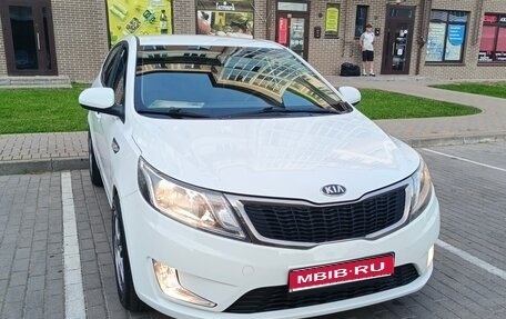 KIA Rio III рестайлинг, 2014 год, 850 000 рублей, 1 фотография