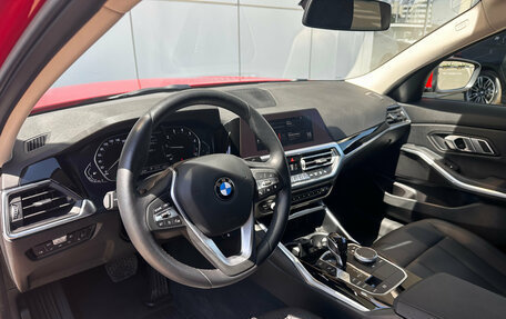 BMW 3 серия, 2021 год, 3 390 000 рублей, 9 фотография
