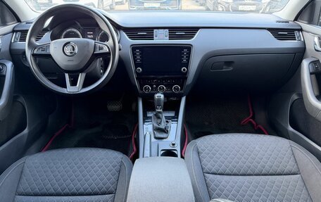 Skoda Octavia, 2018 год, 1 850 000 рублей, 10 фотография
