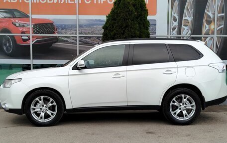 Mitsubishi Outlander III рестайлинг 3, 2013 год, 1 536 000 рублей, 8 фотография