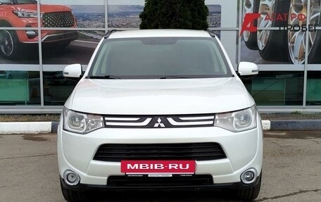 Mitsubishi Outlander III рестайлинг 3, 2013 год, 1 536 000 рублей, 2 фотография