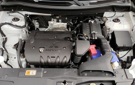 Mitsubishi Outlander III рестайлинг 3, 2013 год, 1 536 000 рублей, 11 фотография
