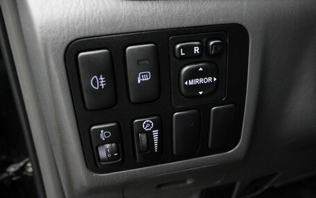 Toyota Land Cruiser Prado 120 рестайлинг, 2007 год, 1 899 000 рублей, 13 фотография