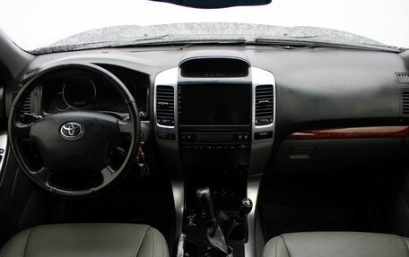 Toyota Land Cruiser Prado 120 рестайлинг, 2007 год, 1 899 000 рублей, 8 фотография