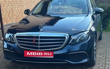 Mercedes-Benz E-Класс, 2016 год, 3 500 000 рублей, 2 фотография