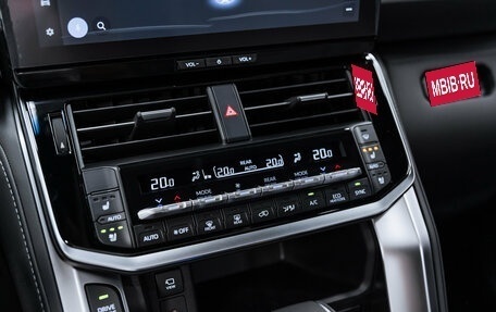Toyota Land Cruiser, 2026 год, 14 950 000 рублей, 17 фотография