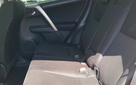 Toyota RAV4, 2014 год, 2 100 000 рублей, 24 фотография