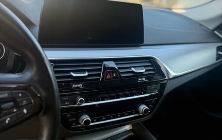 BMW 5 серия, 2019 год, 2 800 000 рублей, 9 фотография