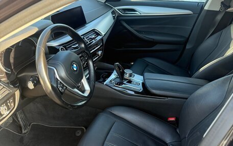 BMW 5 серия, 2019 год, 2 800 000 рублей, 7 фотография