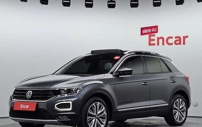 Volkswagen T-Roc I, 2022 год, 2 153 000 рублей, 1 фотография