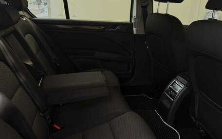 Skoda Superb III рестайлинг, 2013 год, 850 000 рублей, 14 фотография