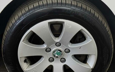Skoda Superb III рестайлинг, 2013 год, 850 000 рублей, 17 фотография