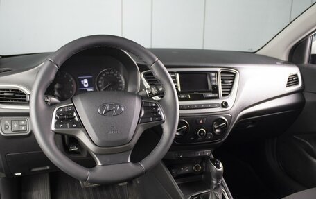 Hyundai Solaris II рестайлинг, 2018 год, 1 420 000 рублей, 5 фотография