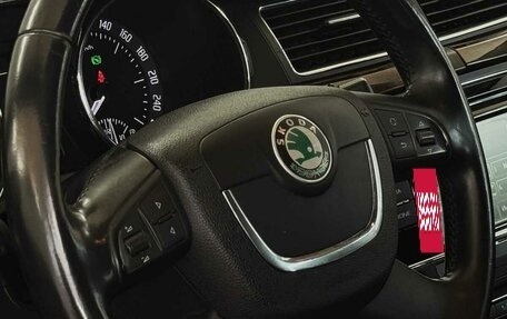 Skoda Superb III рестайлинг, 2013 год, 850 000 рублей, 12 фотография