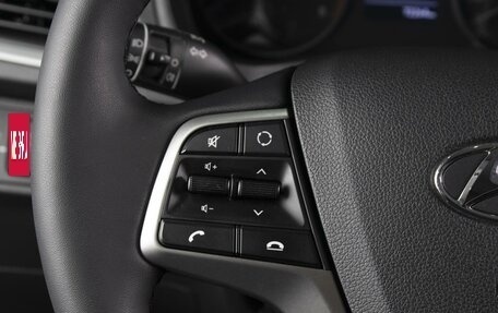Hyundai Solaris II рестайлинг, 2018 год, 1 420 000 рублей, 12 фотография