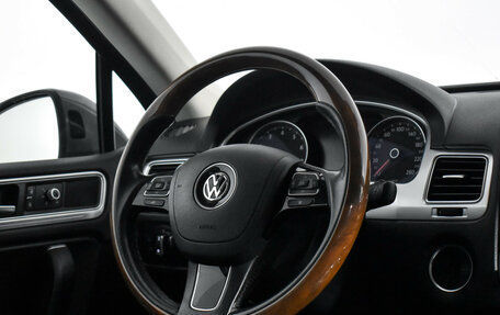 Volkswagen Touareg III, 2015 год, 2 279 000 рублей, 15 фотография