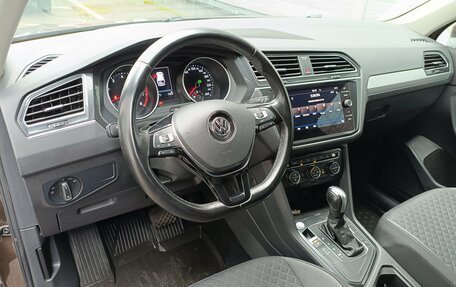 Volkswagen Tiguan II, 2020 год, 2 279 000 рублей, 9 фотография