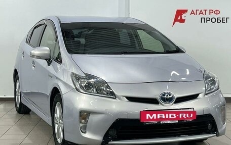 Toyota Prius, 2013 год, 1 138 500 рублей, 3 фотография