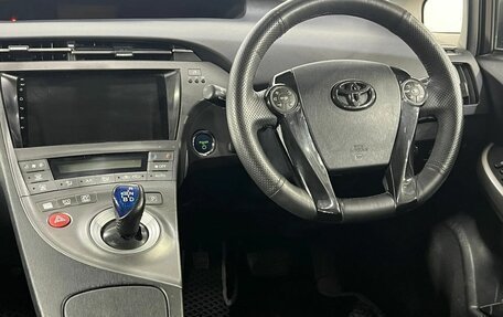 Toyota Prius, 2013 год, 1 138 500 рублей, 13 фотография