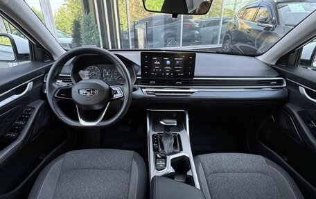 Geely Emgrand, 2024 год, 1 585 000 рублей, 12 фотография