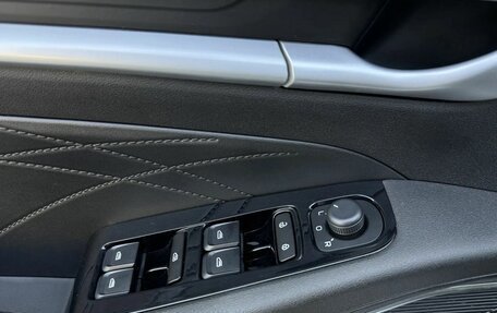 Geely Emgrand, 2024 год, 1 585 000 рублей, 24 фотография