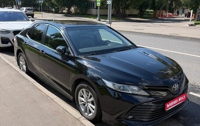 Toyota Camry, 2019 год, 1 680 000 рублей, 1 фотография