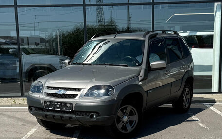 Chevrolet Niva I рестайлинг, 2018 год, 755 000 рублей, 1 фотография