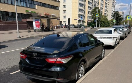 Toyota Camry, 2019 год, 1 680 000 рублей, 2 фотография