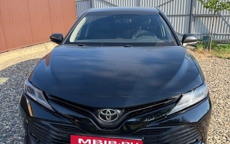 Toyota Camry, 2019 год, 1 680 000 рублей, 3 фотография