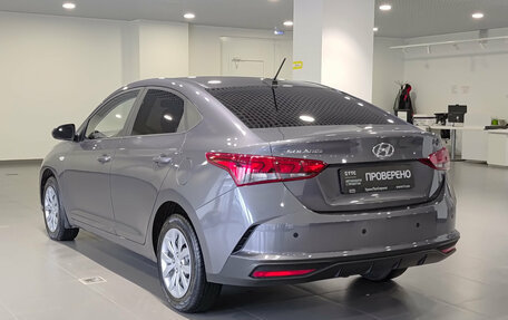 Hyundai Solaris II рестайлинг, 2021 год, 1 620 000 рублей, 8 фотография