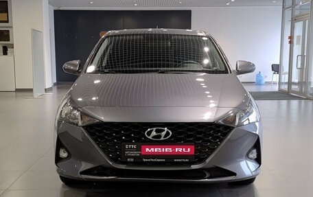 Hyundai Solaris II рестайлинг, 2021 год, 1 620 000 рублей, 2 фотография