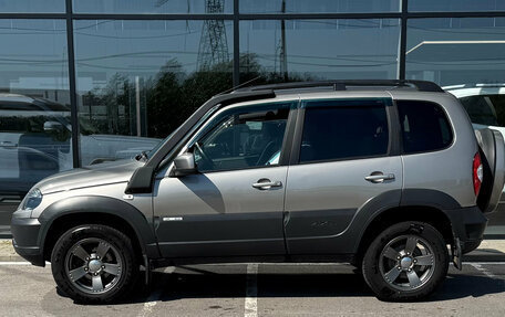 Chevrolet Niva I рестайлинг, 2018 год, 755 000 рублей, 5 фотография