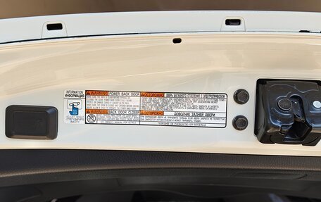 Toyota RAV4, 2017 год, 2 340 000 рублей, 7 фотография