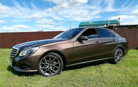 Mercedes-Benz E-Класс, 2013 год, 1 990 000 рублей, 20 фотография