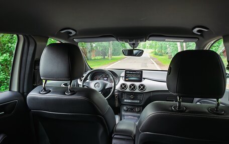 Mercedes-Benz B-Класс, 2016 год, 1 400 000 рублей, 10 фотография