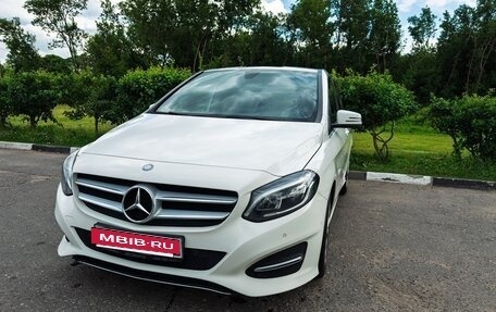 Mercedes-Benz B-Класс, 2016 год, 1 400 000 рублей, 2 фотография