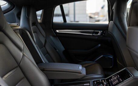 Porsche Panamera II рестайлинг, 2017 год, 8 500 000 рублей, 31 фотография