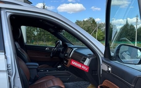 SsangYong Rexton, 2017 год, 2 590 000 рублей, 11 фотография