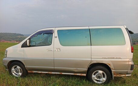 Nissan Elgrand I, 1998 год, 590 000 рублей, 15 фотография