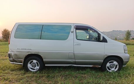 Nissan Elgrand I, 1998 год, 590 000 рублей, 12 фотография
