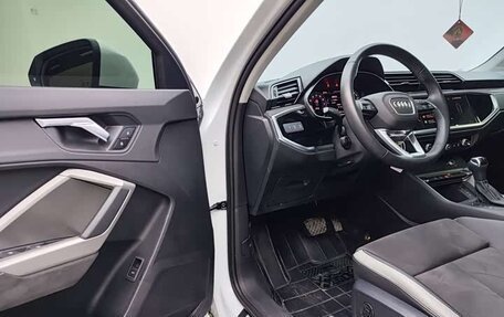 Audi Q3, 2023 год, 3 069 346 рублей, 12 фотография