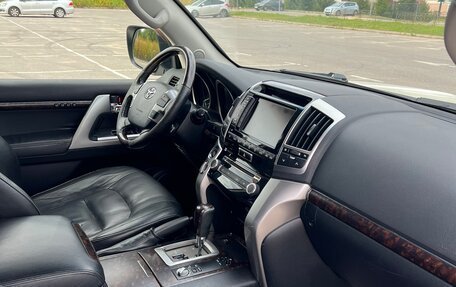 Toyota Land Cruiser 200, 2013 год, 3 350 000 рублей, 10 фотография