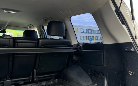 Toyota Land Cruiser 200, 2013 год, 3 350 000 рублей, 21 фотография