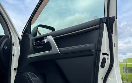 Toyota Land Cruiser 200, 2013 год, 3 350 000 рублей, 32 фотография