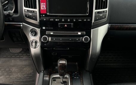Toyota Land Cruiser 200, 2013 год, 3 350 000 рублей, 24 фотография