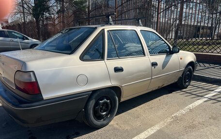 Daewoo Nexia I рестайлинг, 1997 год, 145 000 рублей, 4 фотография