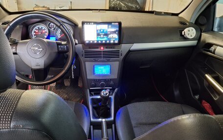 Opel Astra H, 2006 год, 370 000 рублей, 13 фотография